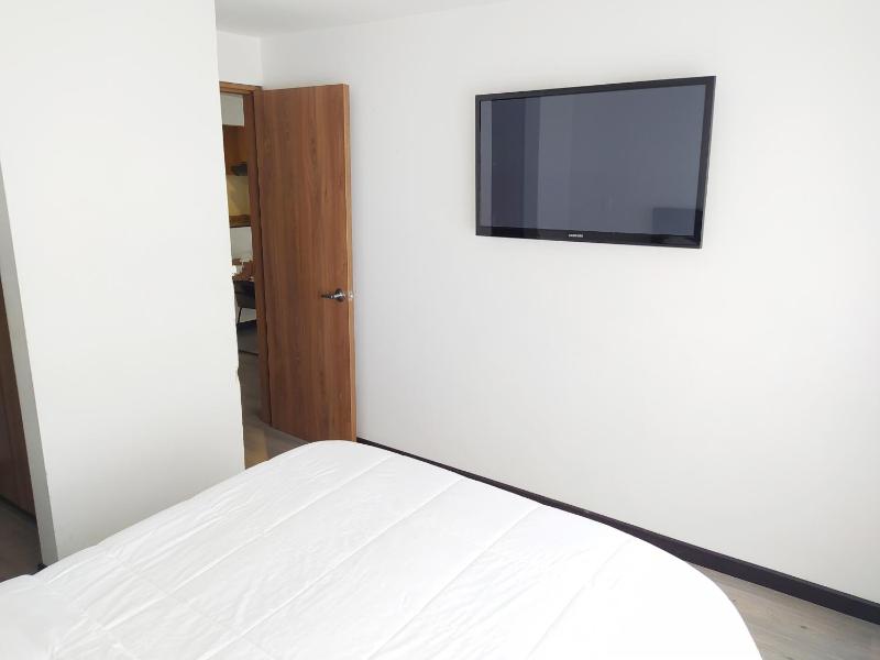 3 Apartamento completo Cedritos Minimalista - image 14