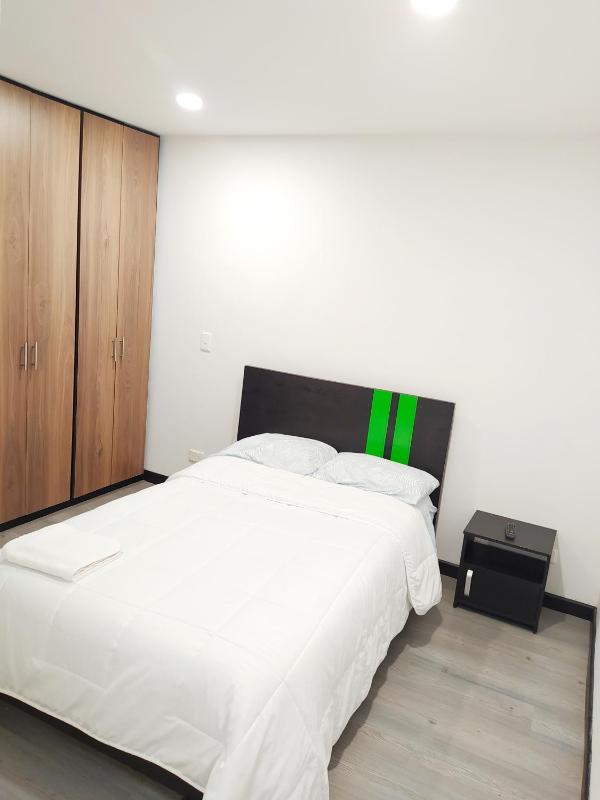 3 Apartamento completo Cedritos Minimalista - image 11