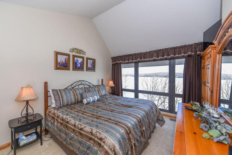 Apartment with Lake View image 3