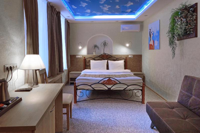 Triple Room image 2