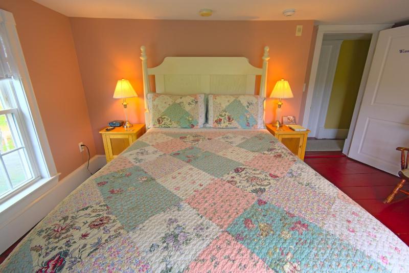 Deluxe Double Room image 3