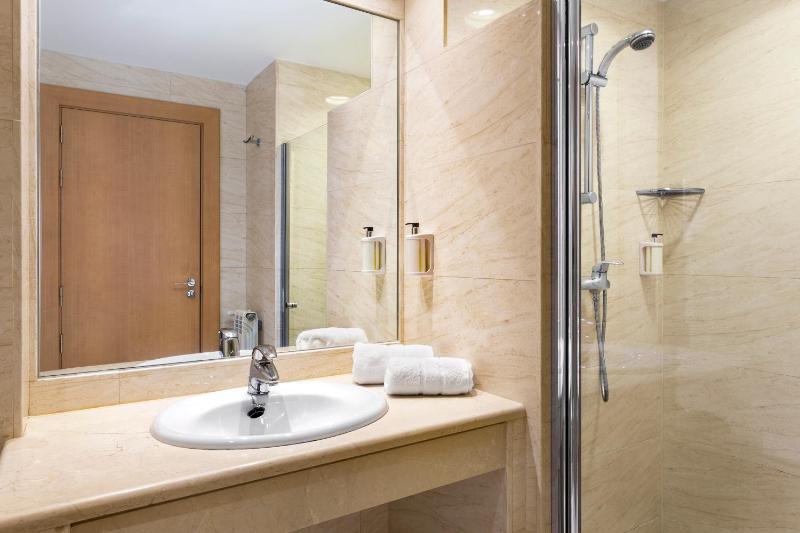 Standard Double Room image 2