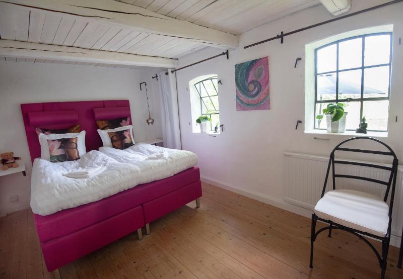 Double Room image 1