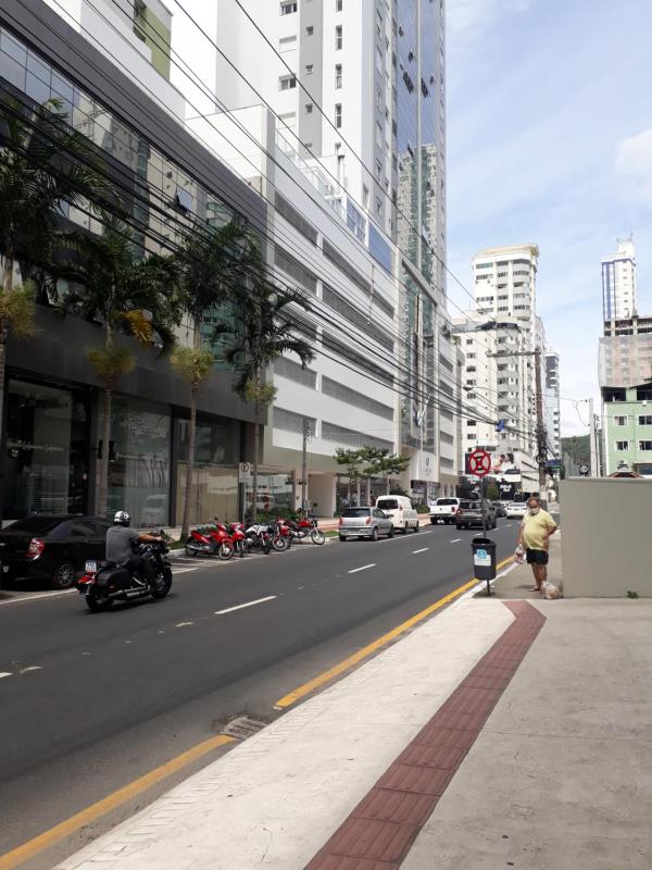 Ótimo Apto. 180 metros do Mar - image 20