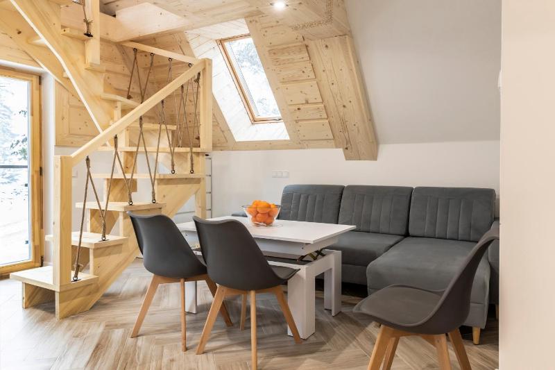 Standard Duplex Apartment image 1