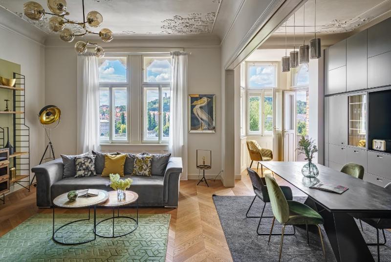 MN6 Luxury Suites by Adrez - image 13