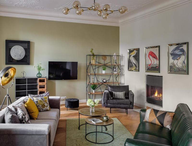 Three-Bedroom Apartment image 3