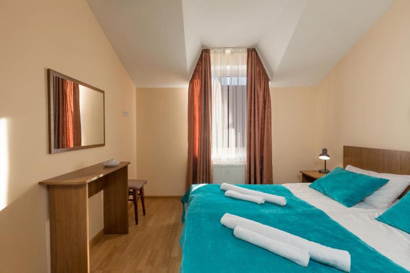 Suite with Balcony image 1