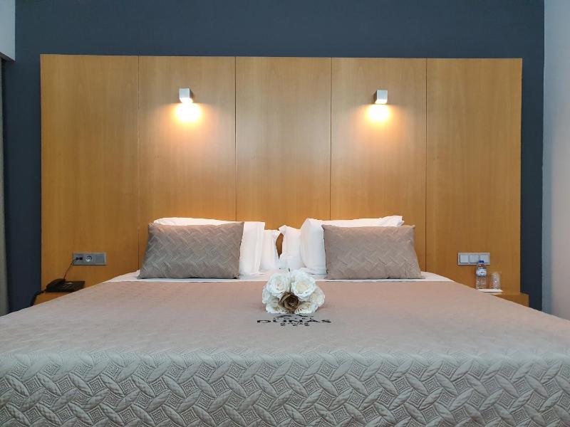 Double Room image 4