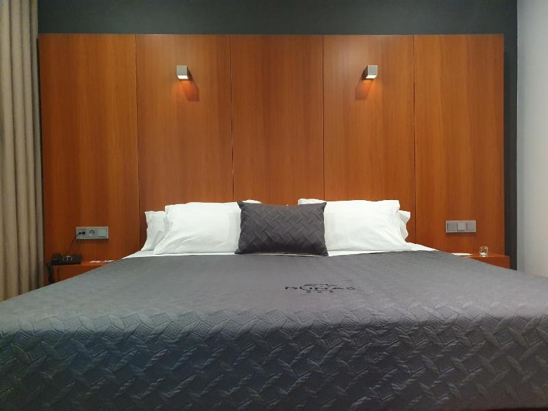 Executive Double Room image 3