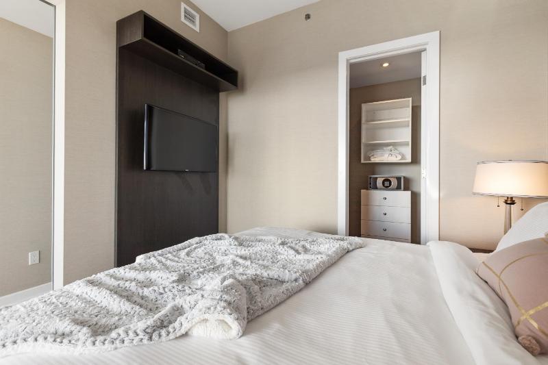 SOHO Residences Lisgar - image 7