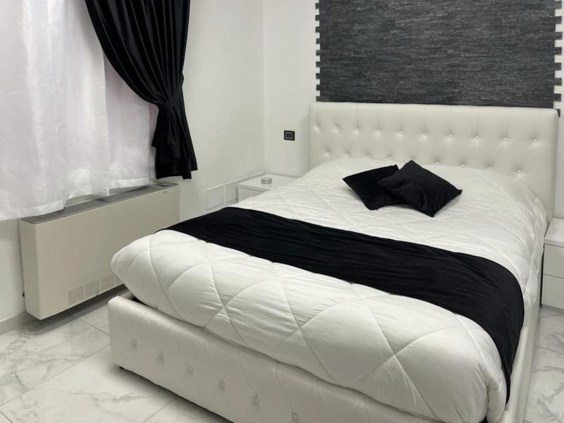 Royal Central Room - image 12