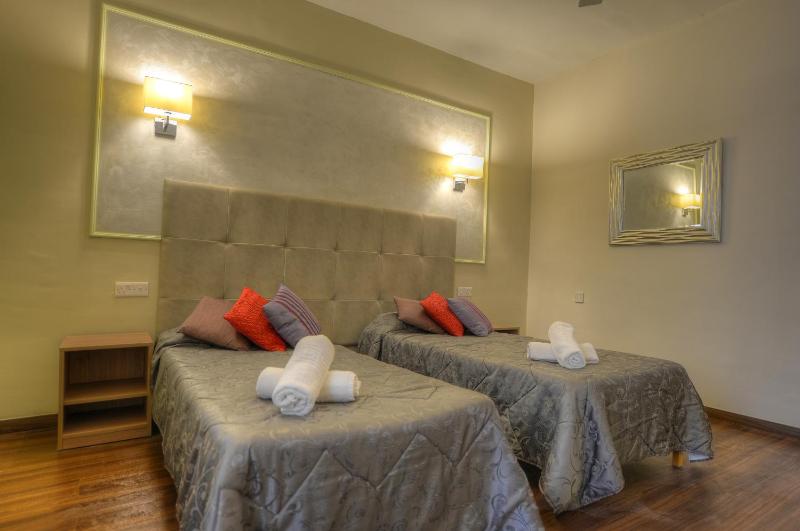 Economy Double or Twin Room image 3