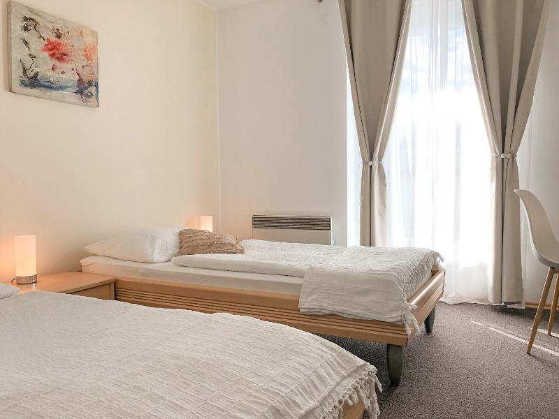 Double or Twin Room with Private Bathroom image 2