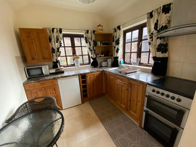 One-Bedroom Cottage image 1