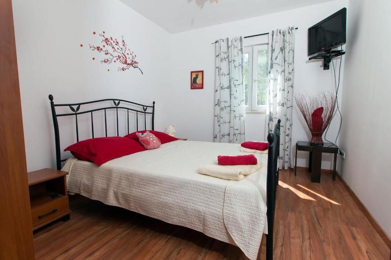 Three-Bedroom Holiday Home  image 3