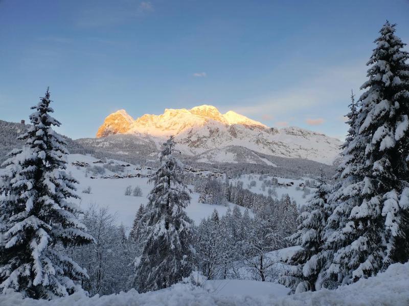 Triple Room with Mountain View image 4