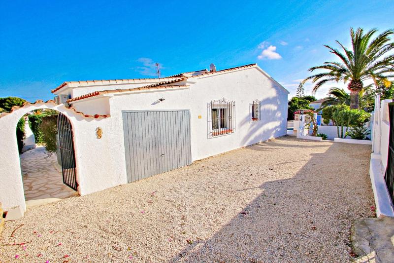 Paula-3 - holiday home with private swimming pool in Moraira - image 25