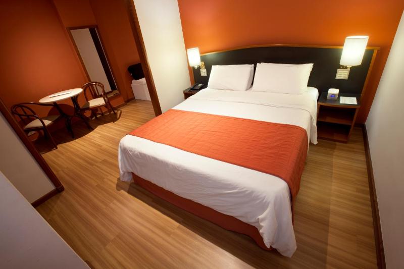 Hotel Moncloa - image 1