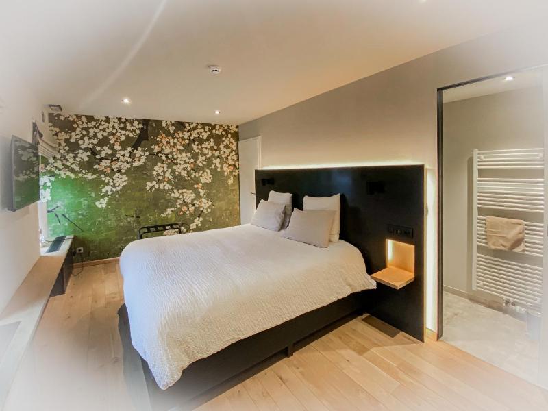 Double Room with Private Bathroom image 3