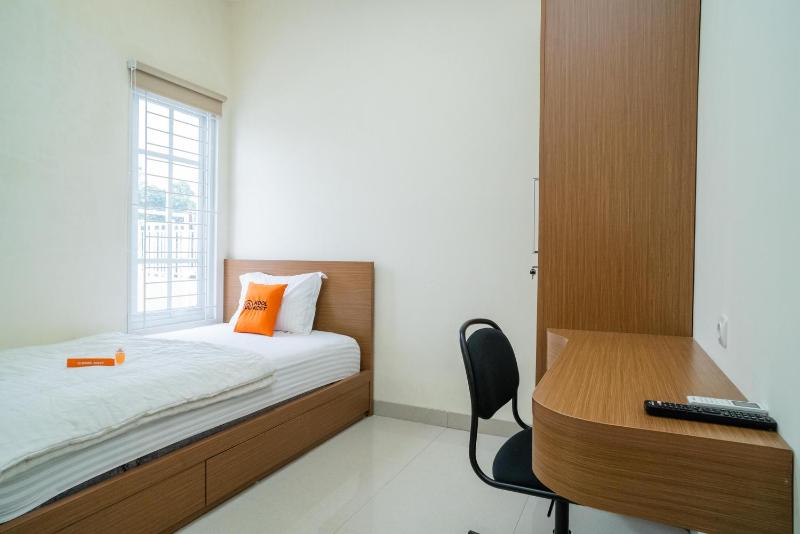 KoolKost Syariah near Jl Pajajaran Bogor - image 7