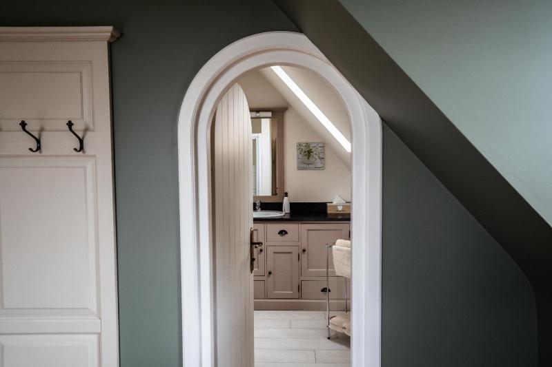 Double Room with Park View image 3
