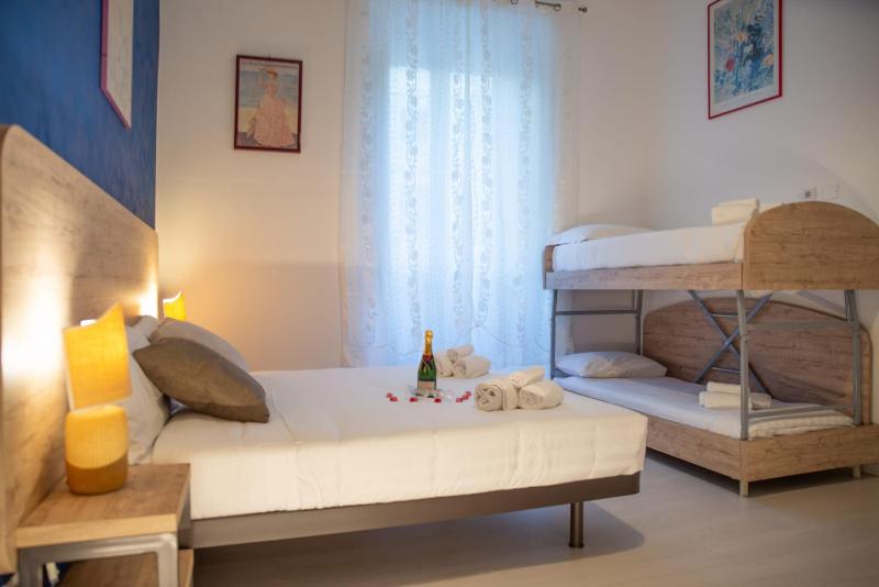 Quadruple Room image 3