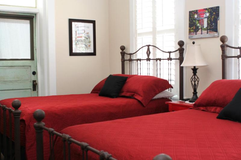 Double or Twin Room image 4