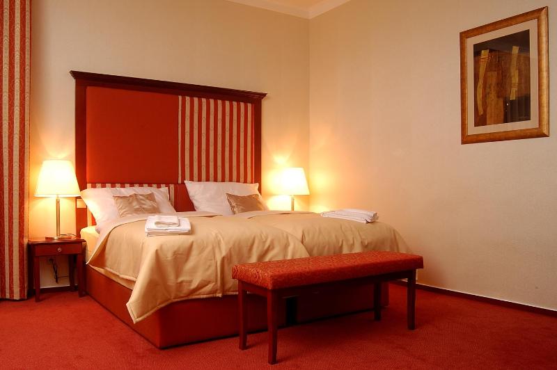 Executive Double Room image 3