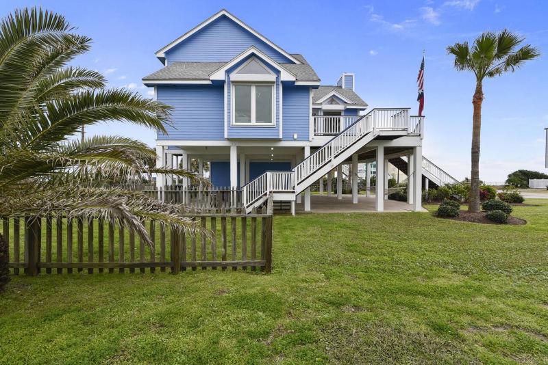 Holiday Home image 1