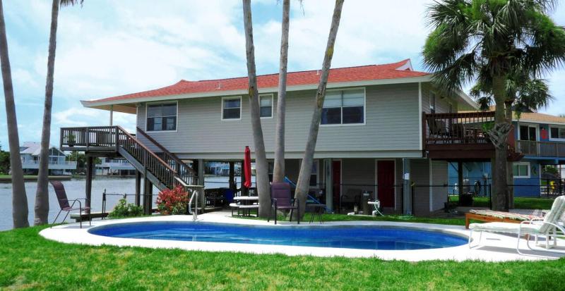 Holiday Home image 1