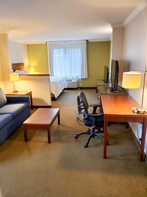 Holiday Inn Express Hotel & Suites Portland-Northwest Downtown By IHG - image 23