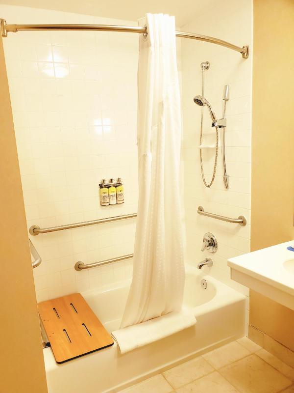 Holiday Inn Express Hotel & Suites Portland-Northwest Downtown By IHG - image 22