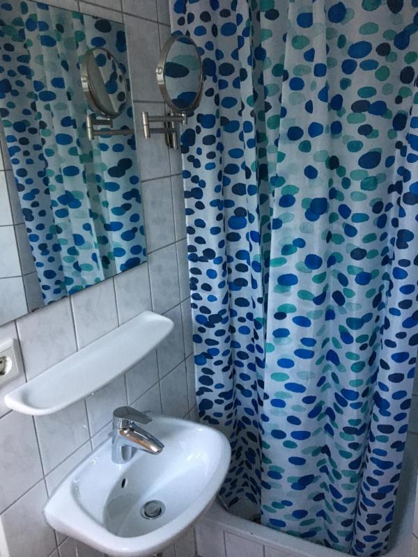 Double Room with Private Bathroom image 2