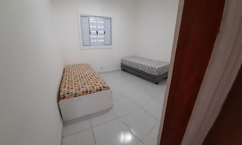 Linda Casa 3 quartos acomoda 10 pessoas há 15 km da praia da Enseada - image 14