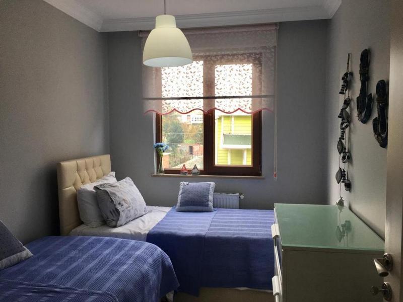 Apartment with Sea View image 2