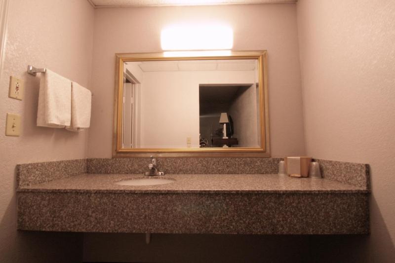Double Room - Smoking image 2