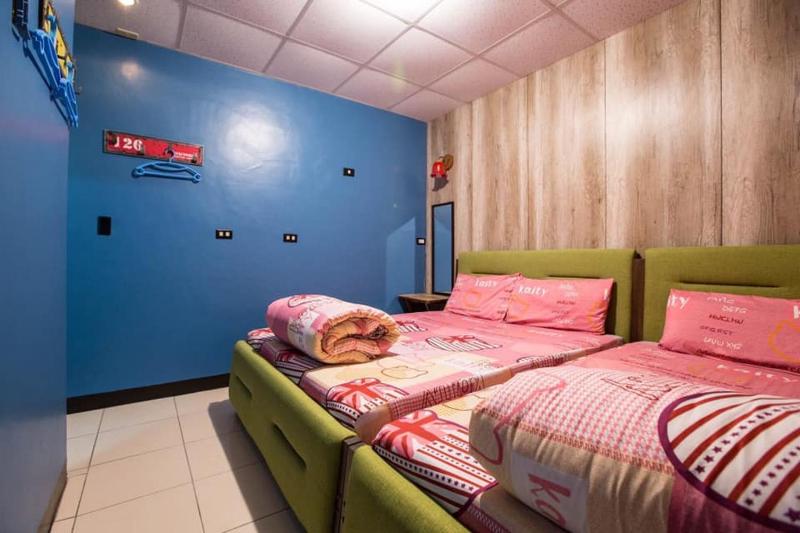 Quadruple Room with Private Bathroom image 1