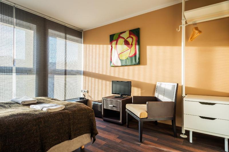Apple City Hotel - image 6