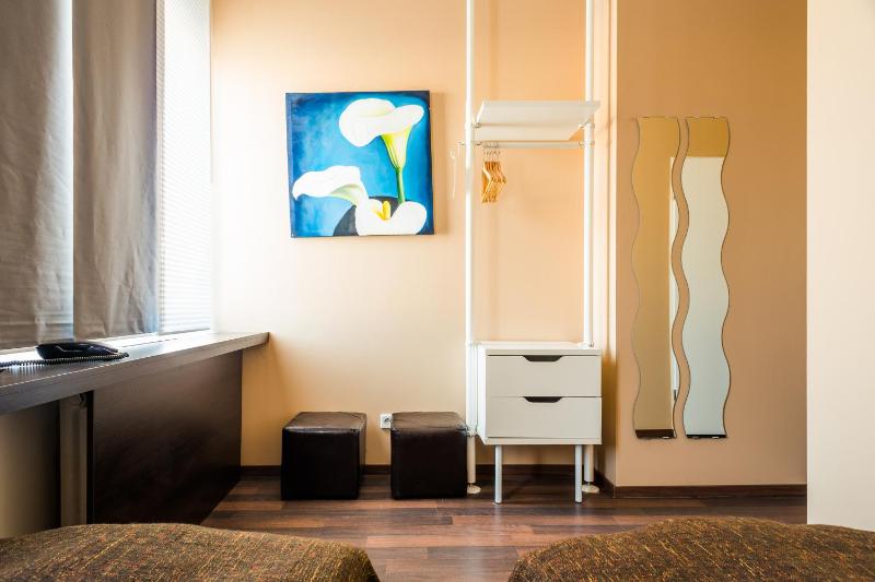 Apple City Hotel - image 7