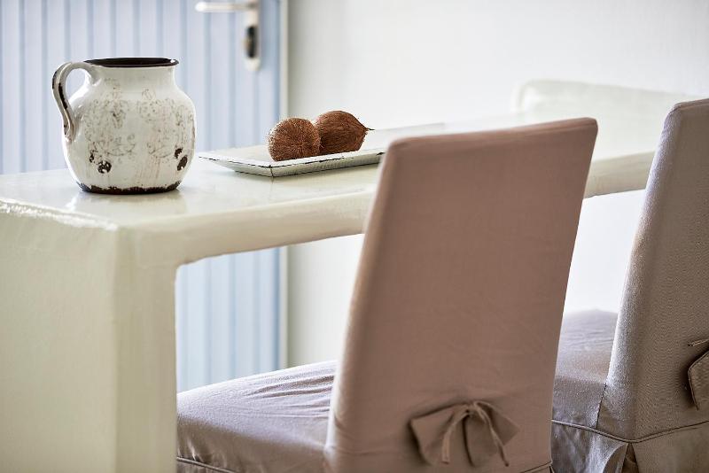 Deluxe Junior Suite with Garden View image 3