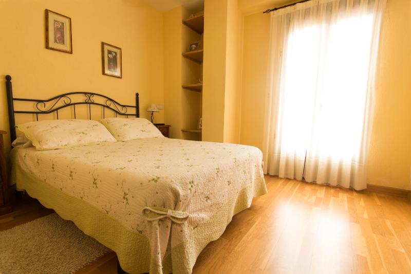 Double Room with Balcony image 1