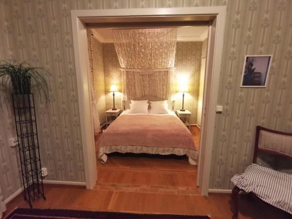 Deluxe Suite image 3