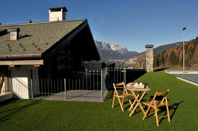 Double Room with Terrace image 3