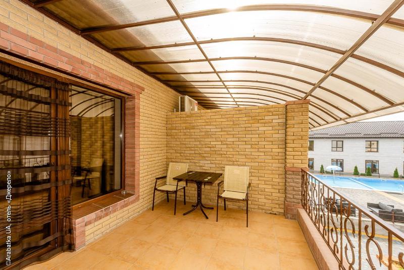 Deluxe Double Room with Balcony image 1
