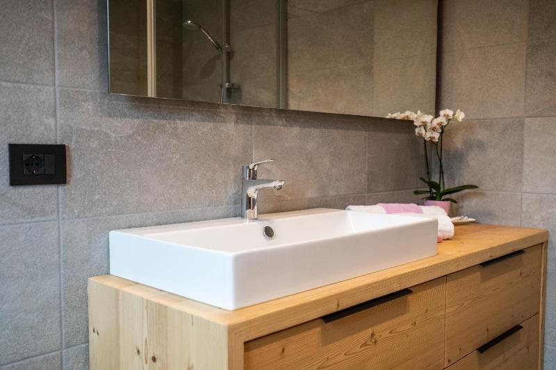 Double Room with Private Bathroom image 1