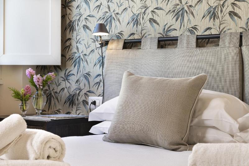Budget Double or Twin Room image 4