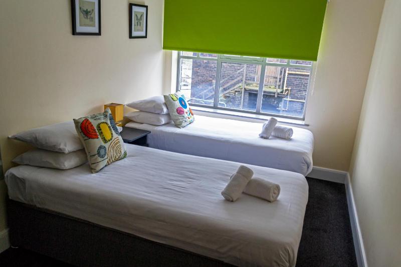 Triple Suite image 3