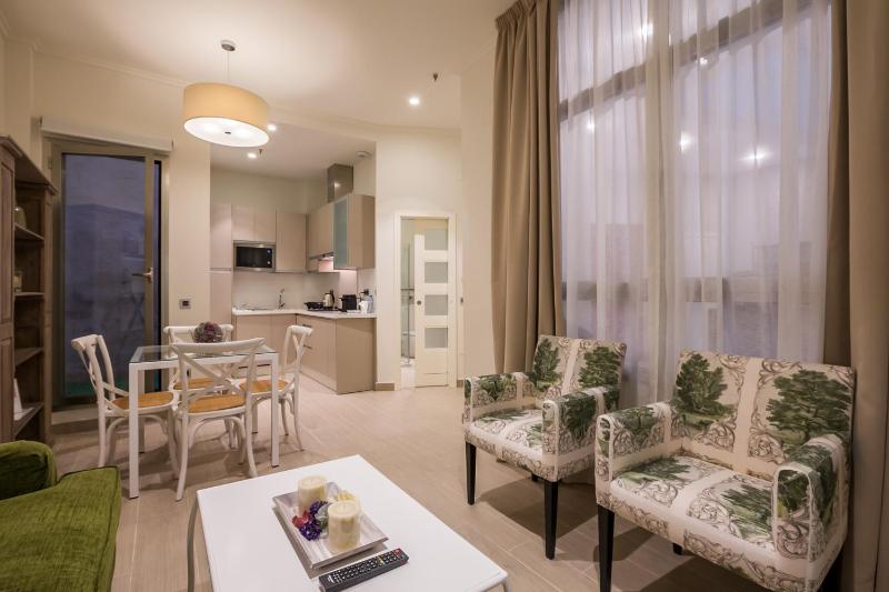 Welldone Cathedral Suites - image 15