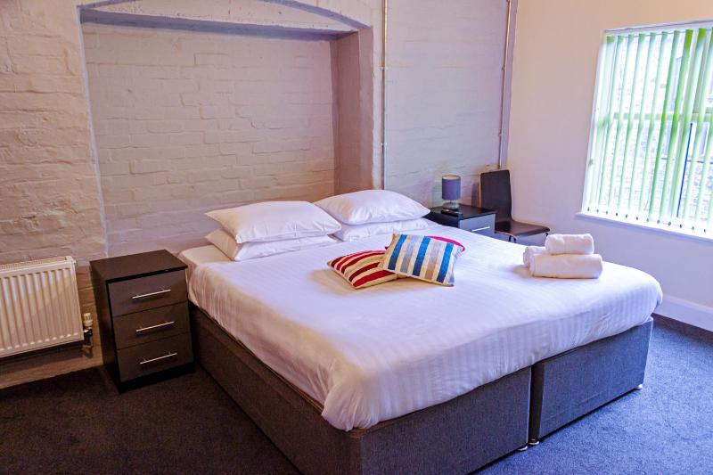 Two-Bedroom Apartment image 3